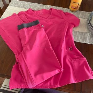 Womens Cherokee infinity scrub set